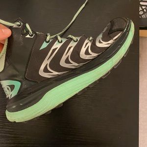 Hoka hiking boots! Size 7.5, worn only a handful of times. Very good support!